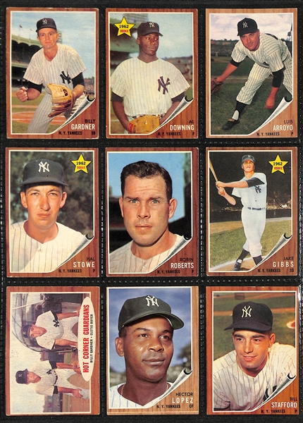 Lot of (100+) 1960-1962 Topps NY Yankees Cards w. 1960 Whitey Ford