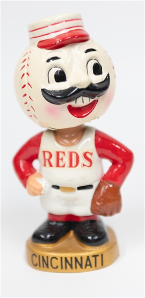 1960s Cincinnati Reds Bobblehead w. Gold Circle Base