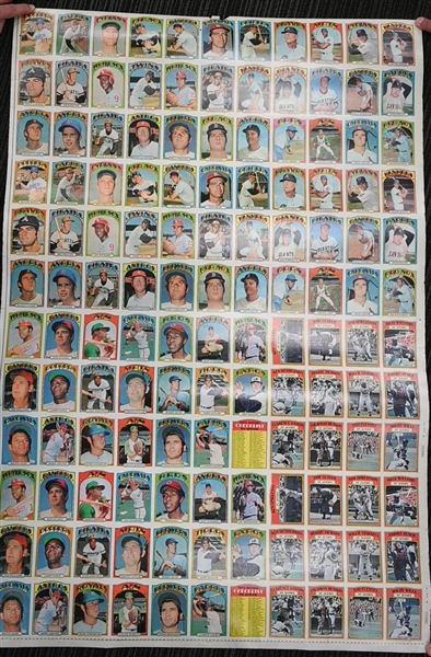 1972 Topps Baseball 4th Series Uncut Sheet of 132 Cards w. Willie Stargell/Thurman Munson/Steve Carlton