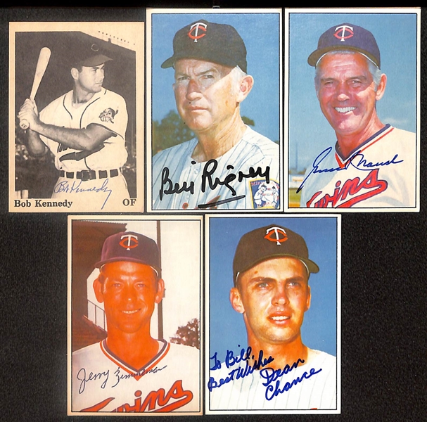 Lot of (32) Signed Old Timer Reprint Cards inc. Stan Musial, Bob Uecker, Bob Thurman, Jim Gosger, + (Beckett BAS Reviewed)