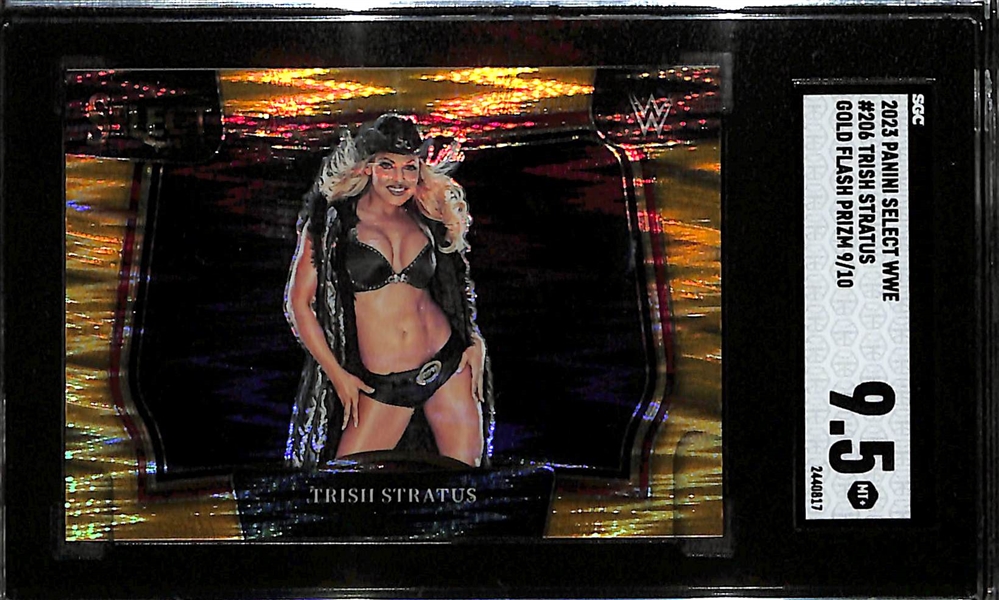 2023 Select WWE Trish Status Gold Flash #/10 SGC 9.5