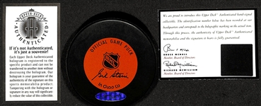 Upper Deck Wayne Gretzky Signed Los Angeles Kings Official Game Puck w. Upper Deck Authentication 