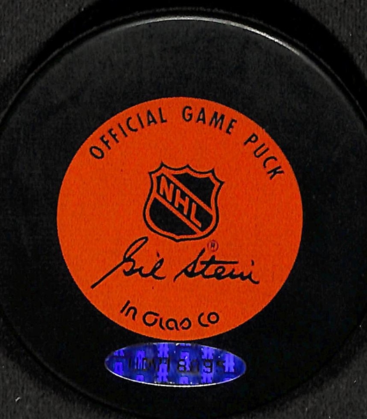 Upper Deck Wayne Gretzky Signed Los Angeles Kings Official Game Puck w. Upper Deck Authentication 