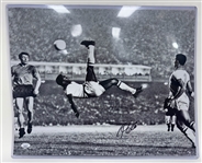 Pele Signed Bicycle Kick 20"x16" Black & White Photo - JSA COA