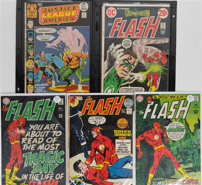 Lot of (50+) Comic Books w. Justice league of America, The Flash Co-Starring Green Lantern, The Flash